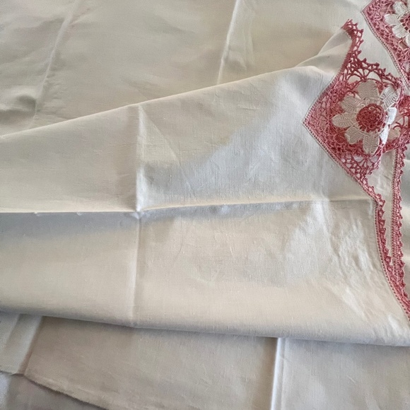 Vintage Pillow Cases/Shams, Set of Two - Picture 8 of 12